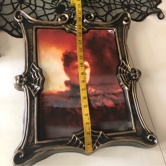 3D Changing Face Moving Portrait Picture frame Halloween Horror Decoration Party - Picture 6 of 17